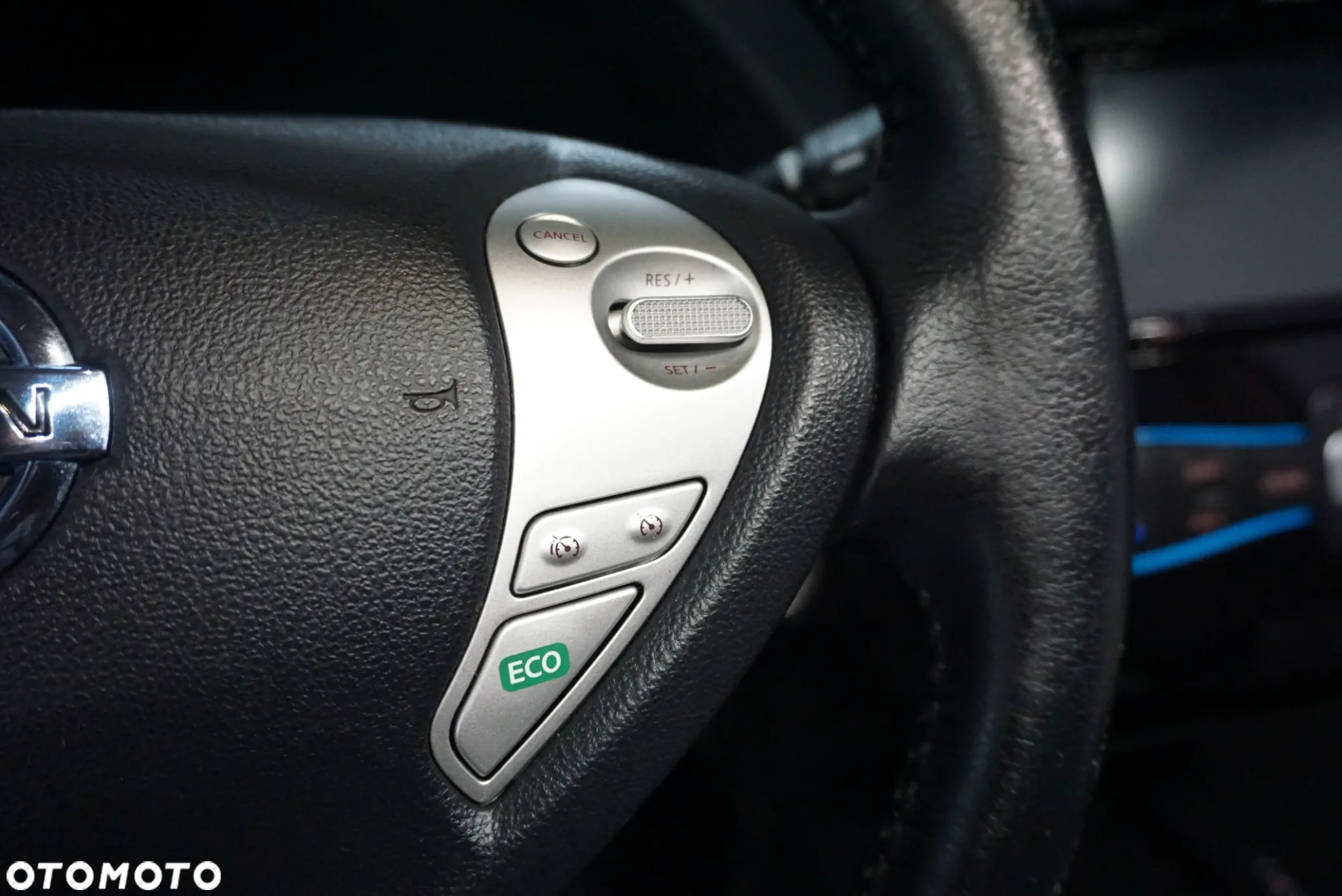Nissan Leaf 30 kWh (mit Batterie) Visia - 27