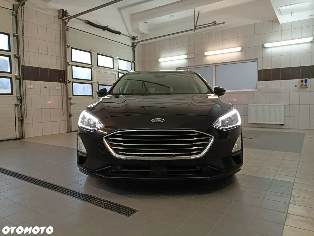 Ford Focus SW 1.0 EcoBoost Titanium - 2
