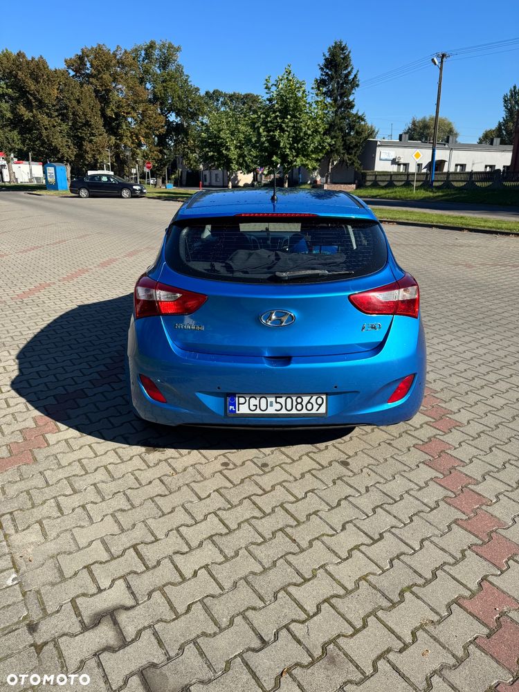 Hyundai i30 1.6 CRDi BlueDrive Comfort - 4