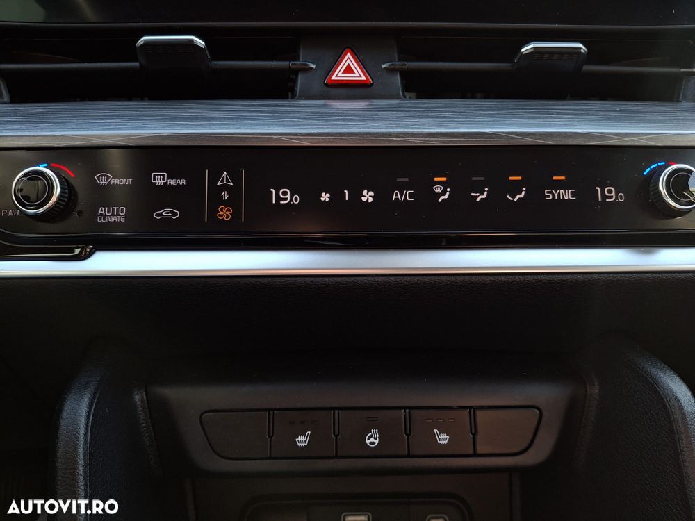 Kia Sportage 1.6 T-GDI MHEV 6MT 4x2 Style - 29