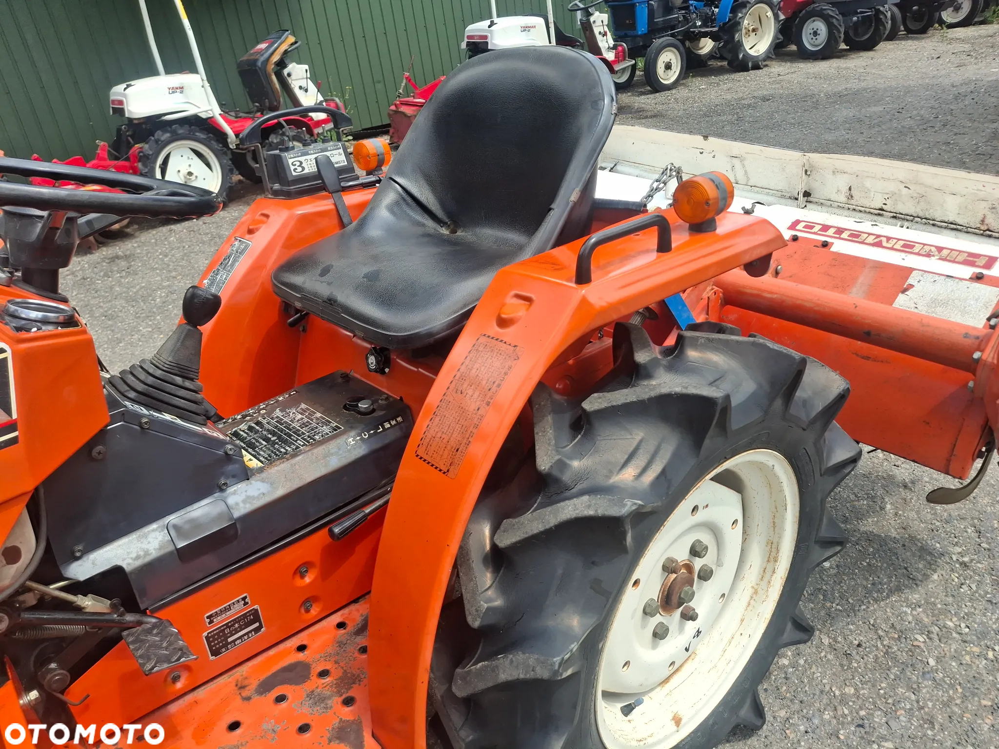 Hinomoto C174   4x4 - 12