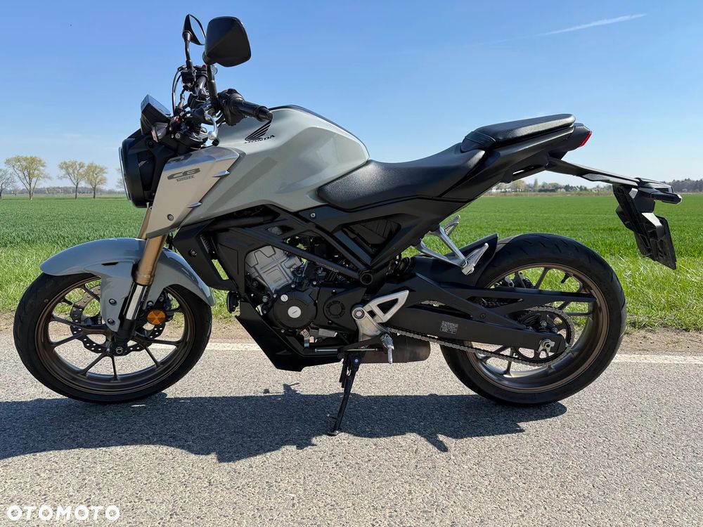 Honda CB - 17
