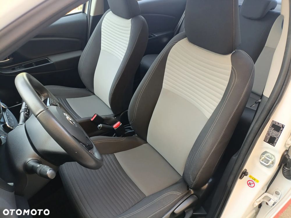 Toyota Yaris 1.5 Premium - 3