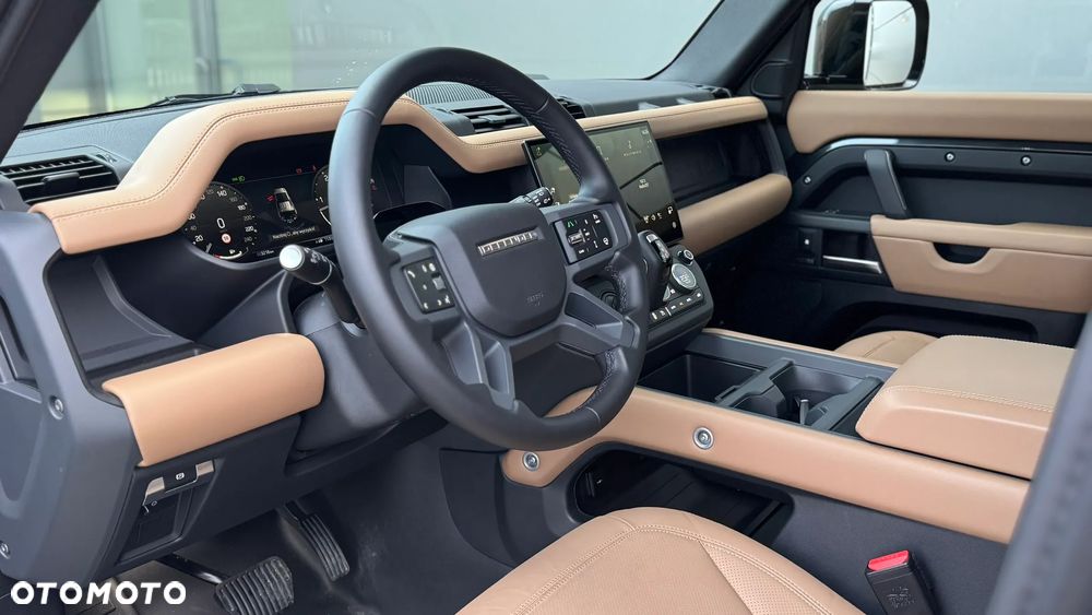 Land Rover Defender 110 D350 X-Dynamic HSE - 8