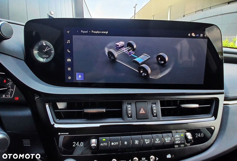 Lexus ES - 38