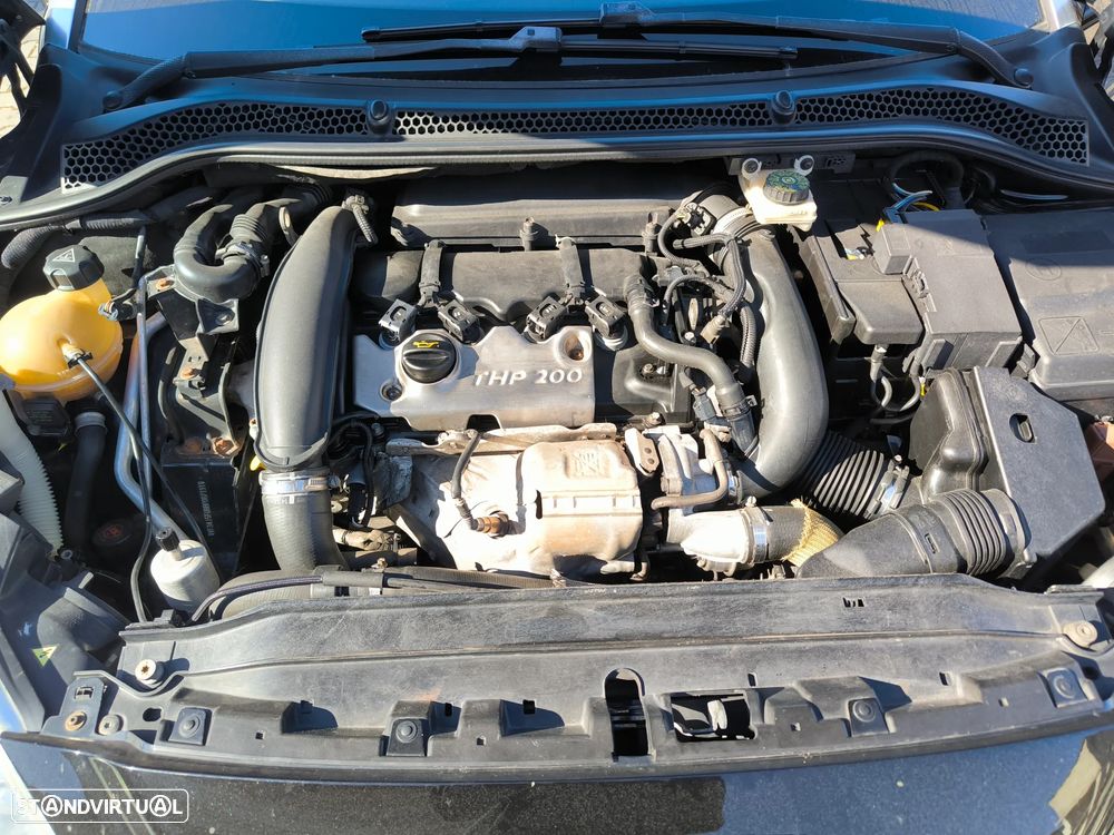 Peugeot RCZ 1.6 200 THP - 8