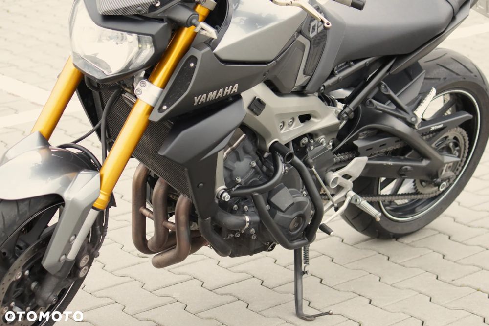 Yamaha MT - 6