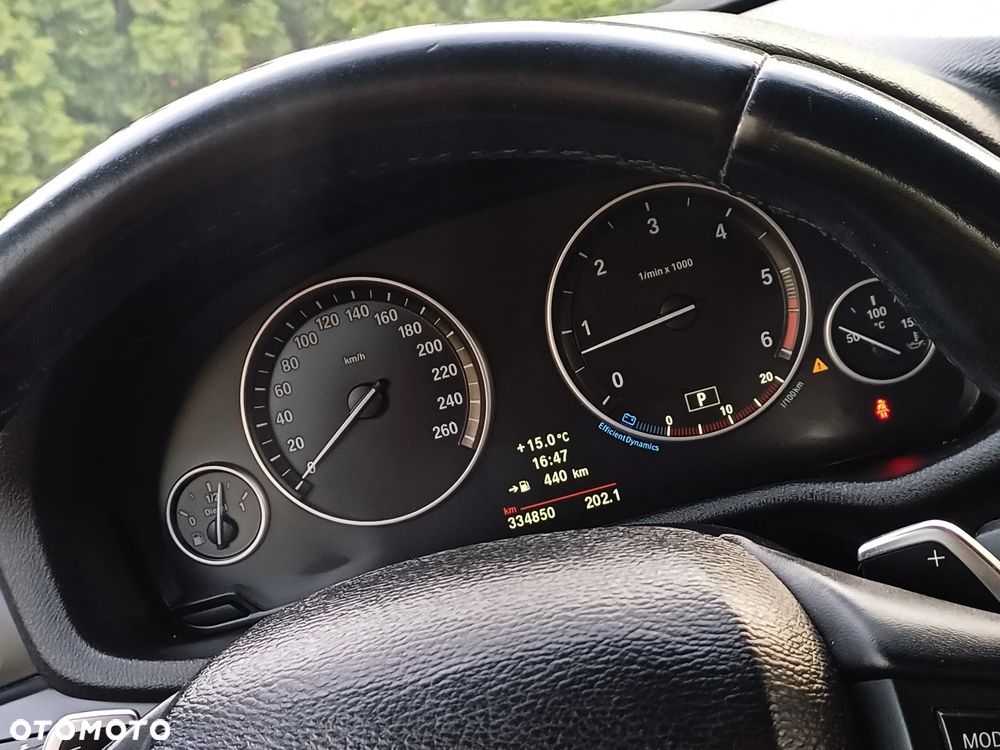 BMW X3 xDrive35d - 29