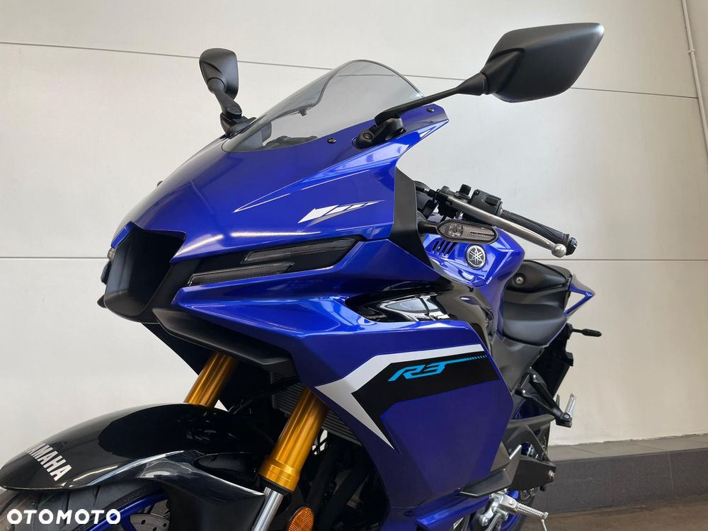 Yamaha R3 - 11