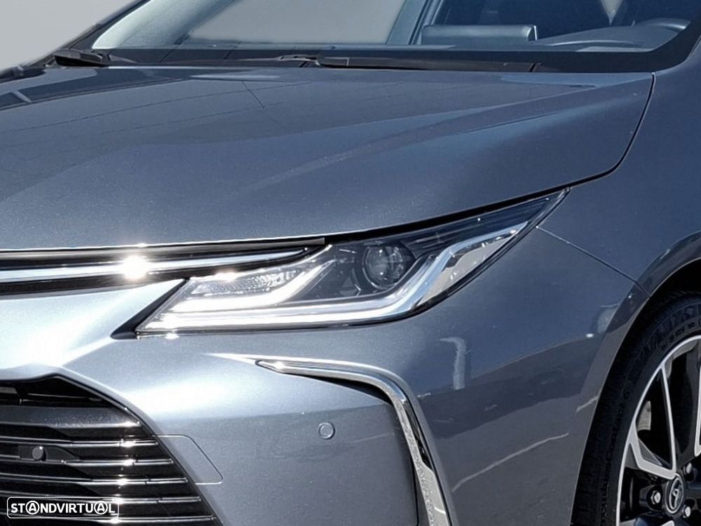 Toyota Corolla SD 1.8 Hybrid Luxury - 16