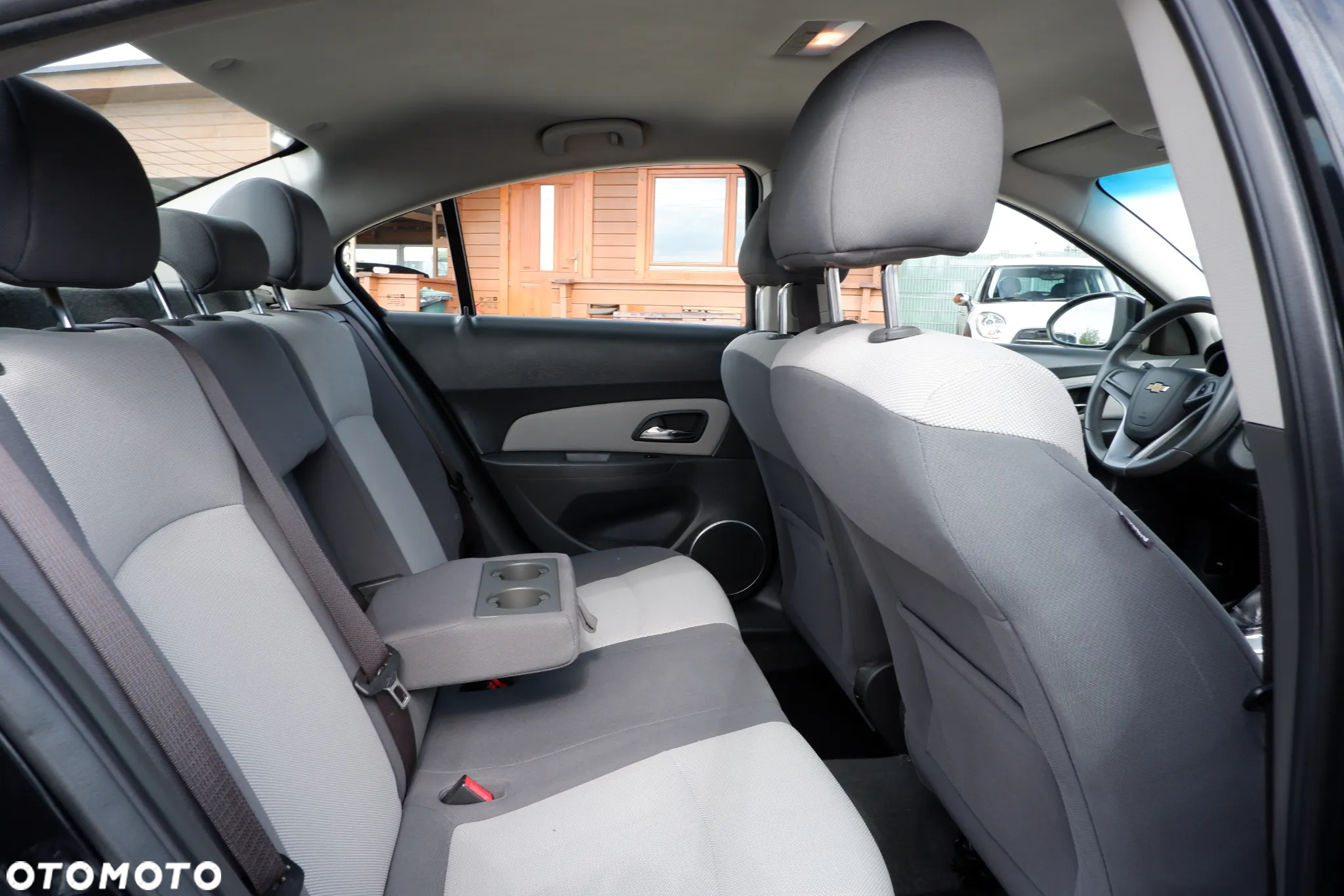 Chevrolet Cruze 1.6 LS - 11