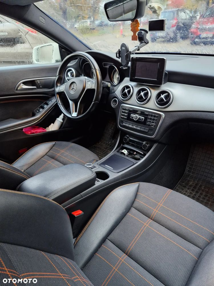 Mercedes-Benz CLA - 11