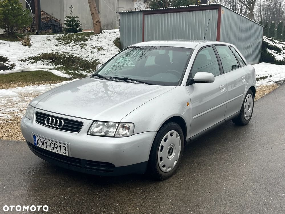 Audi A3 Sportback 1.9 TDI Ambiente - 1