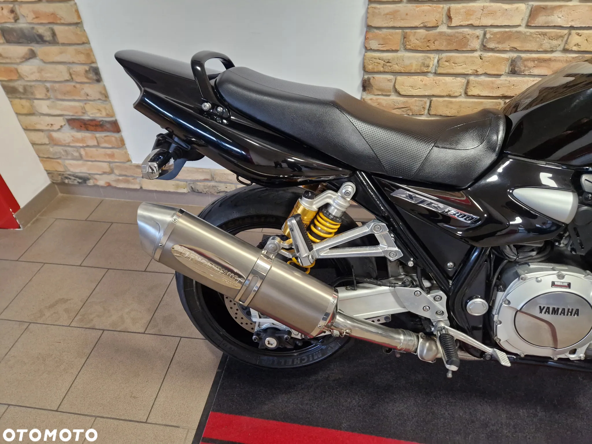 Yamaha XJR - 28