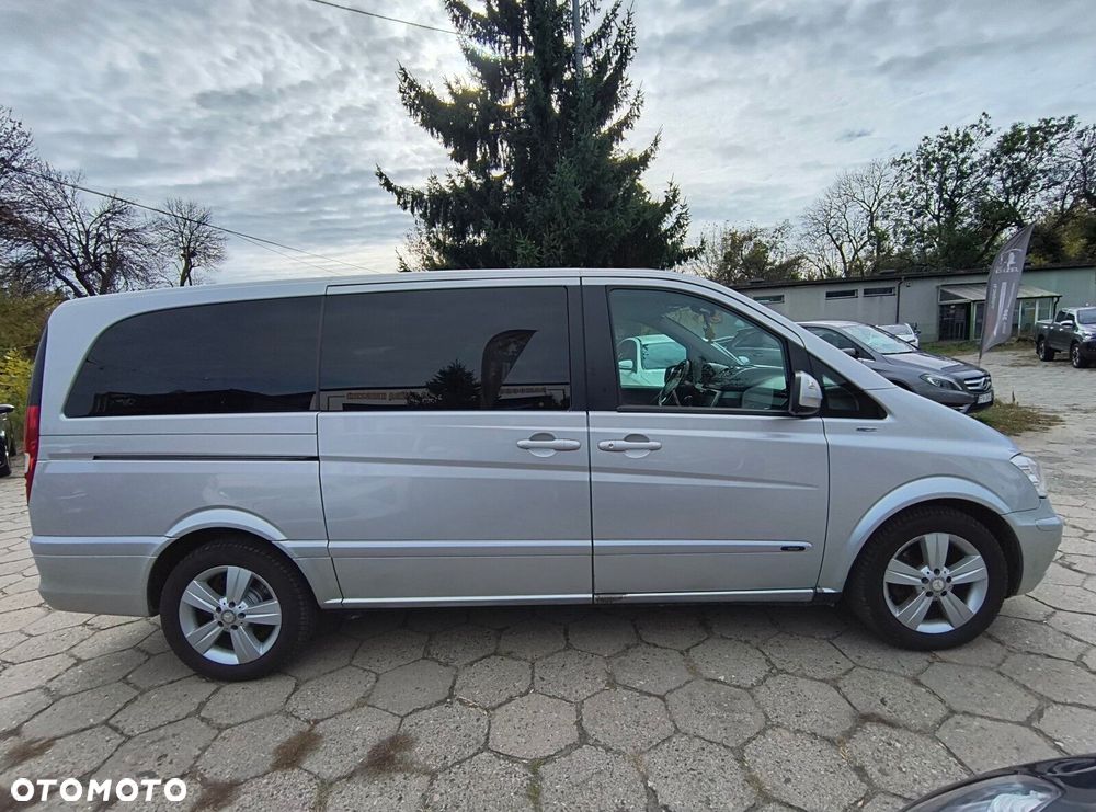 Mercedes-Benz Viano 2012 photo 4
