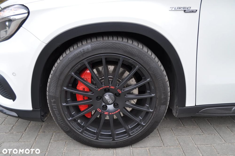 Mercedes-Benz GLA 45 AMG 4-Matic - 11