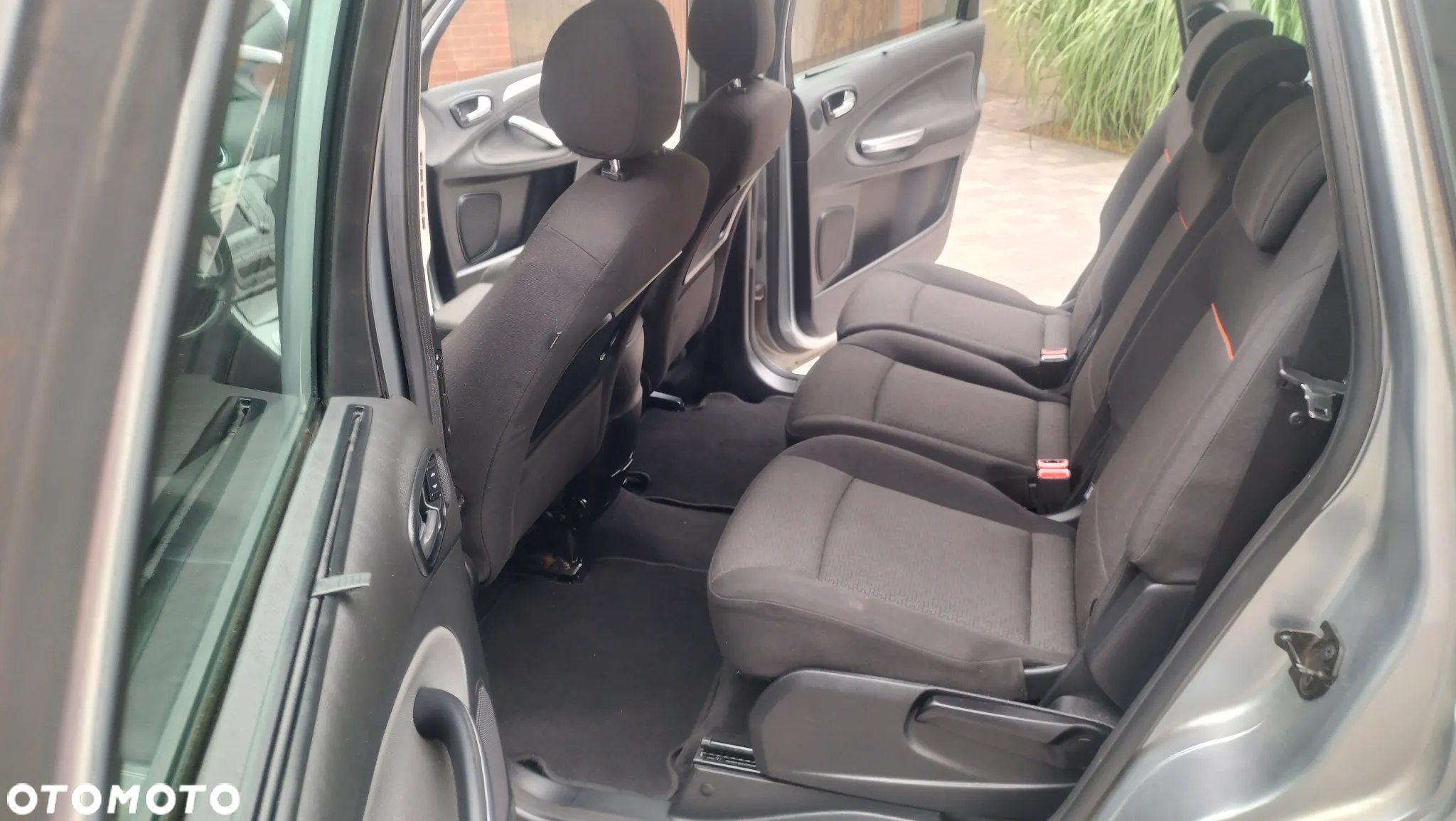 Ford S-Max 2.0 Trend - 17