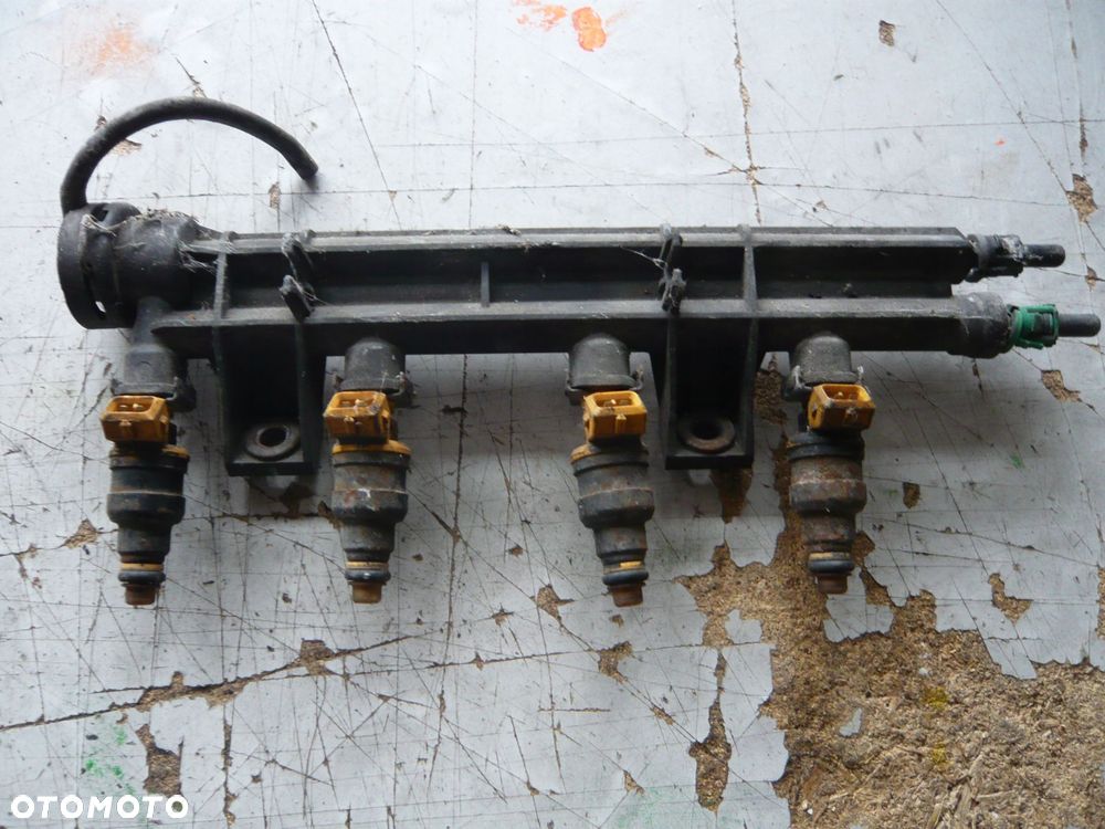 listwa wtryskowa 35304-02700 hyundai atos - 1