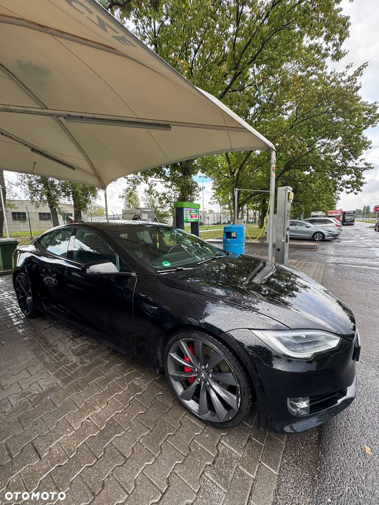 Tesla Model S Standard Reichweite - 9