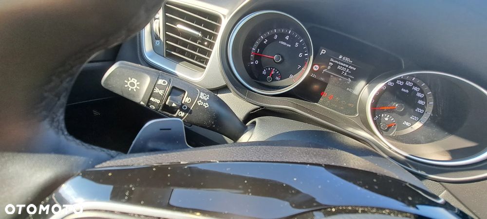 Kia XCeed 1.5 T-GDI M DCT - 33