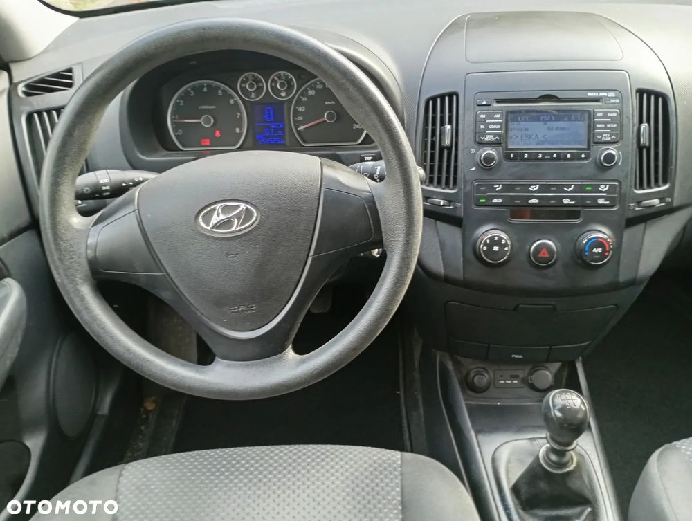 Hyundai i30 i30cw 1.4 blue Comfort - 38