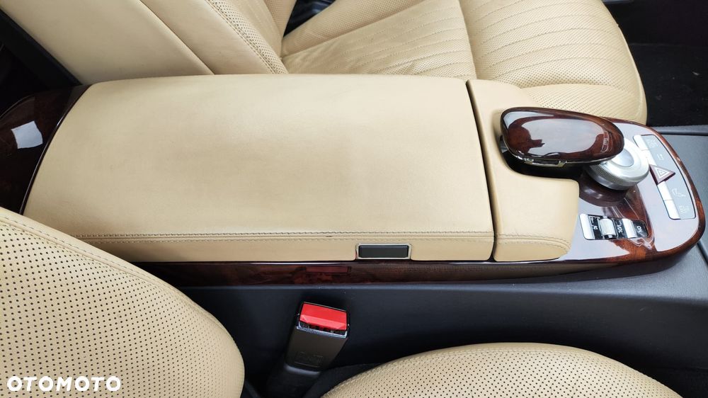 FOTELE KANAPA PODŁOKIETNIK BOCZKI TAPICERKA SKÓRA BEŻOWA DESIGNO FULL OPCJA GRZANA WENTYLOWANA MASAŻE MONITORY MERCEDES S-KLASA W221 LONG - 8