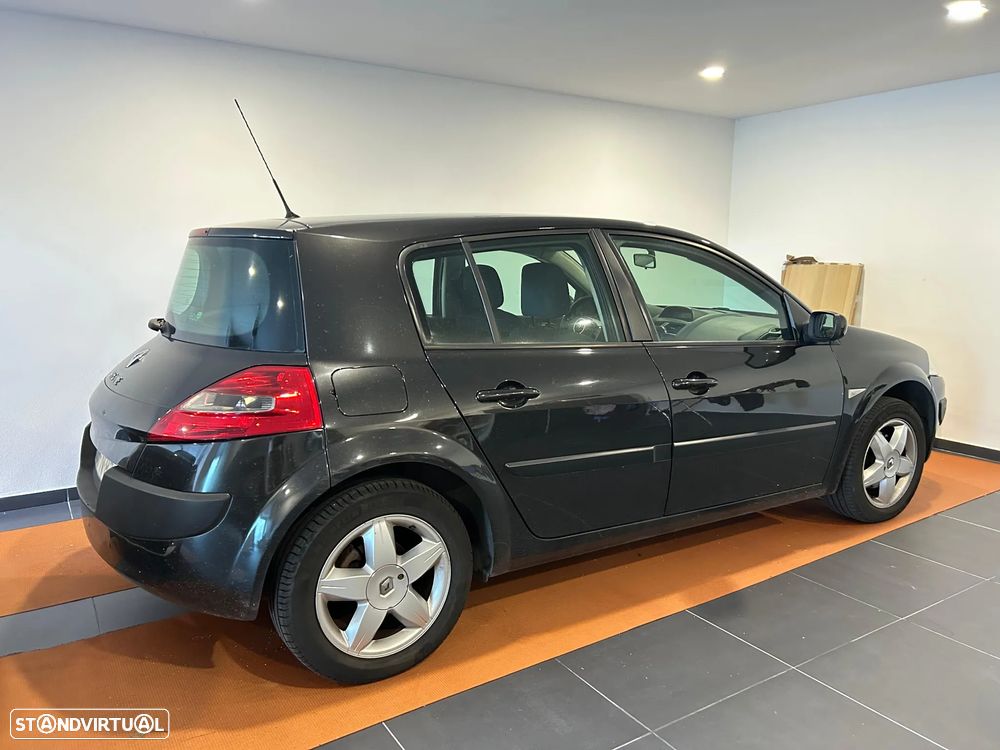 Renault Mégane 1.5 dCi Extreme - 12