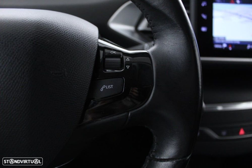 Peugeot 308 SW 1.5 BlueHDi Style - 23