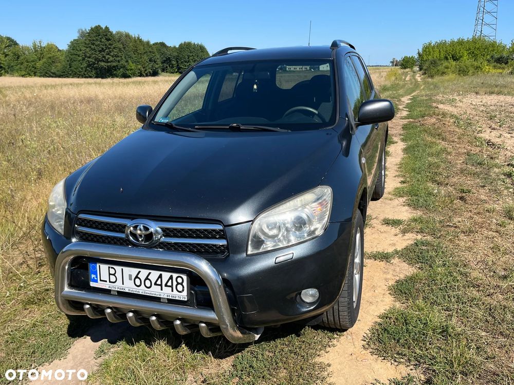 Toyota RAV4 - 12
