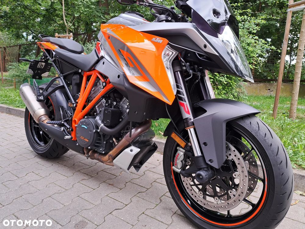 KTM Super Duke - 10