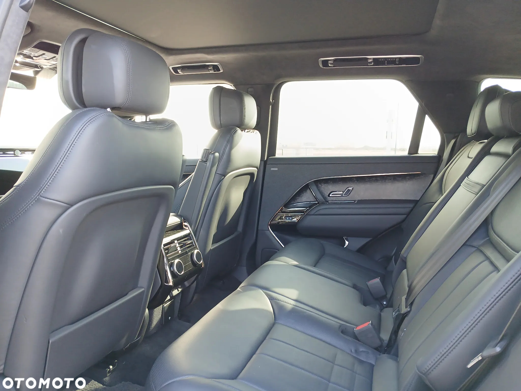 Land Rover Range Rover Sport S 3.0 P510e PHEV First Edition - 11