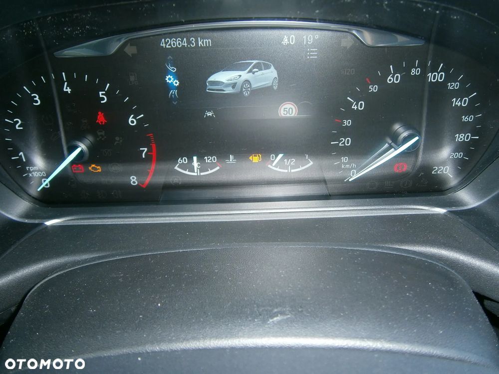 Ford Fiesta 1.0 EcoBoost S&S TITANIUM - 35