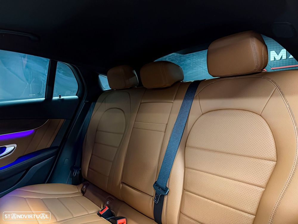 Mercedes-Benz GLC 300 - 11