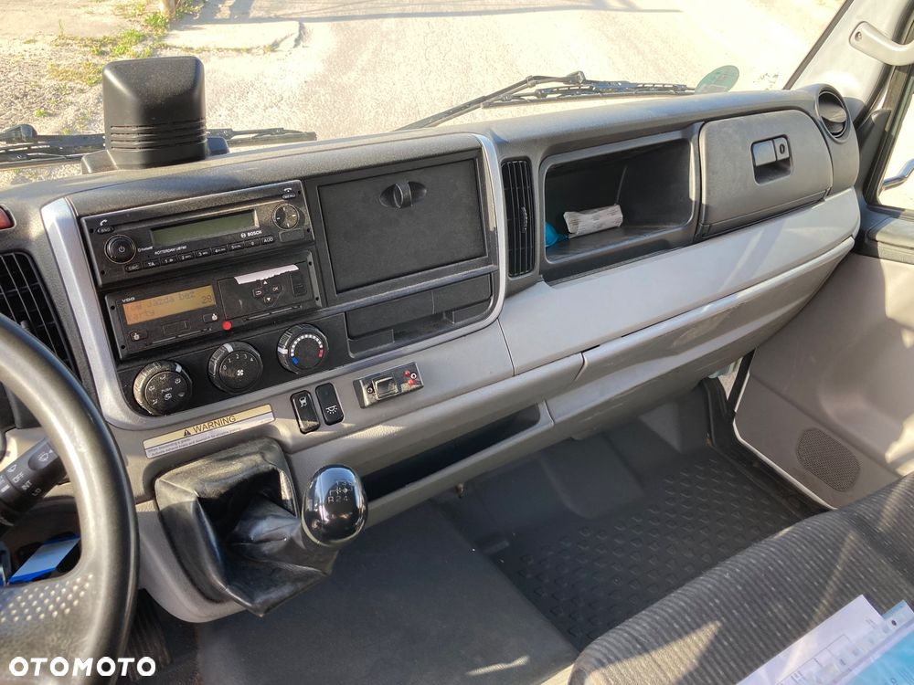 Mitsubishi FUSO CANTER - 11