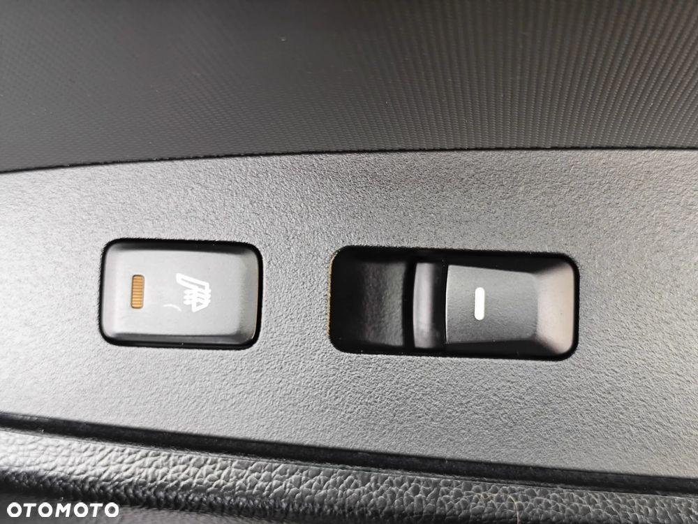 Kia Sportage 2.0 CRDI 2WD Attract - 34