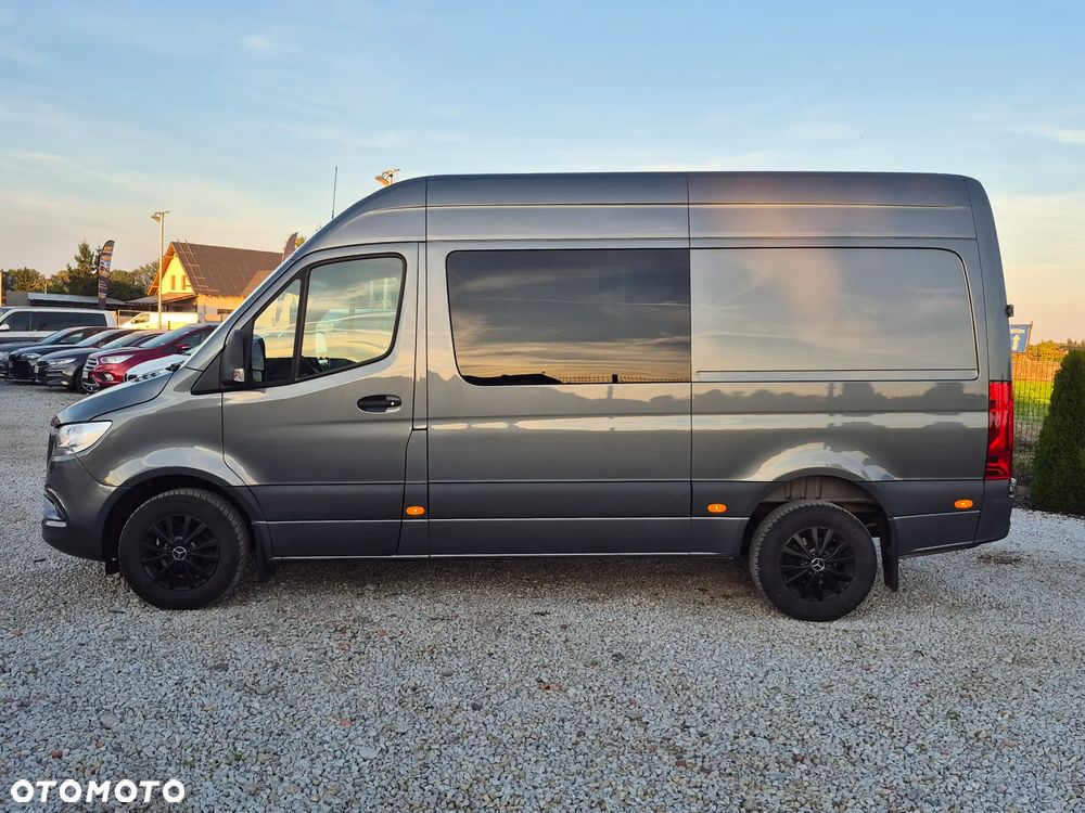 Mercedes-Benz Sprinter - 9