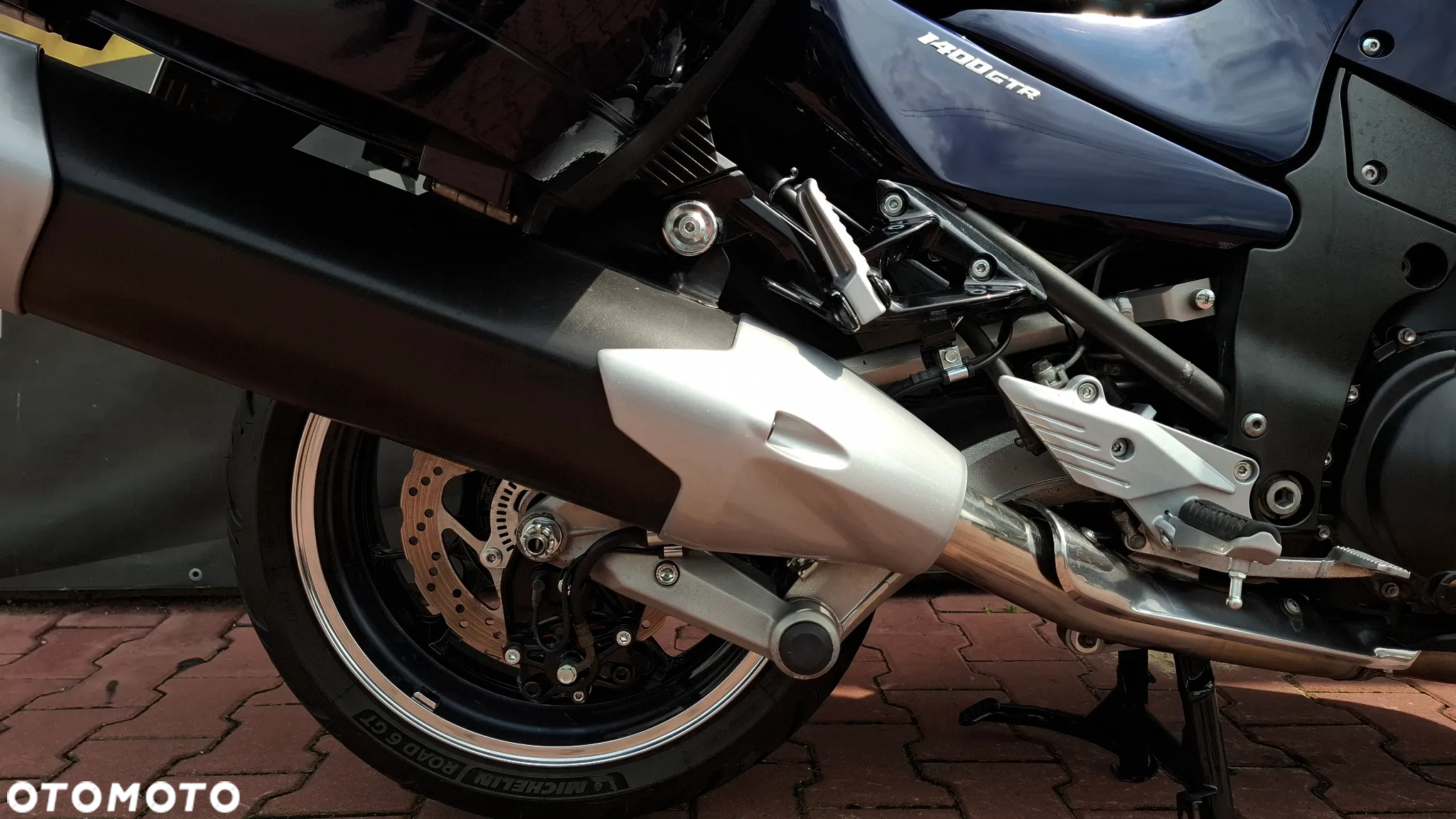 Kawasaki GTR - 8