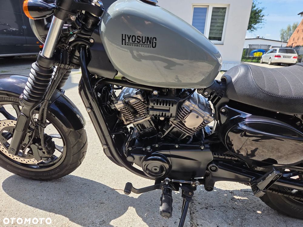 Hyosung GV - 4