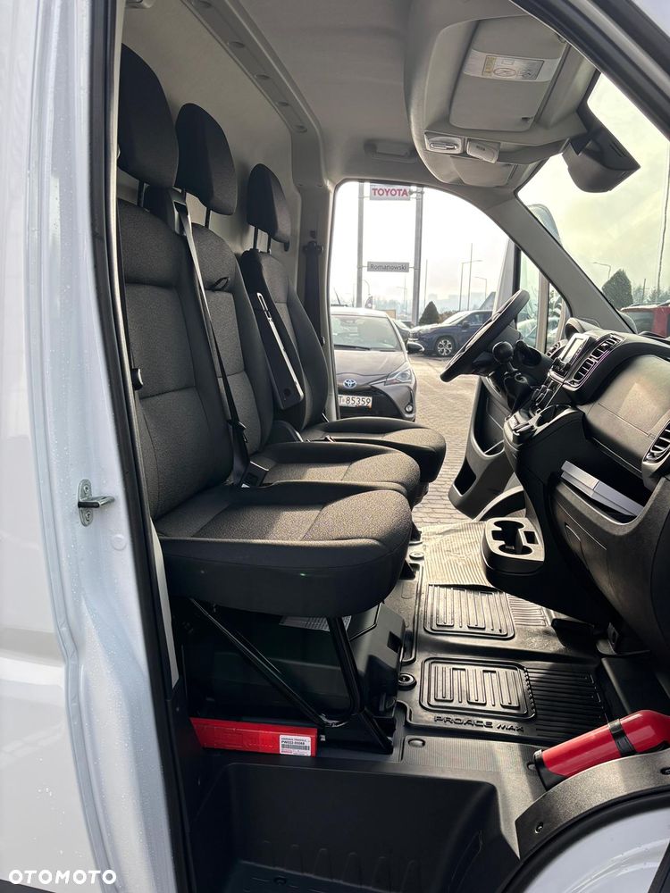 Toyota Proace MAX - 18