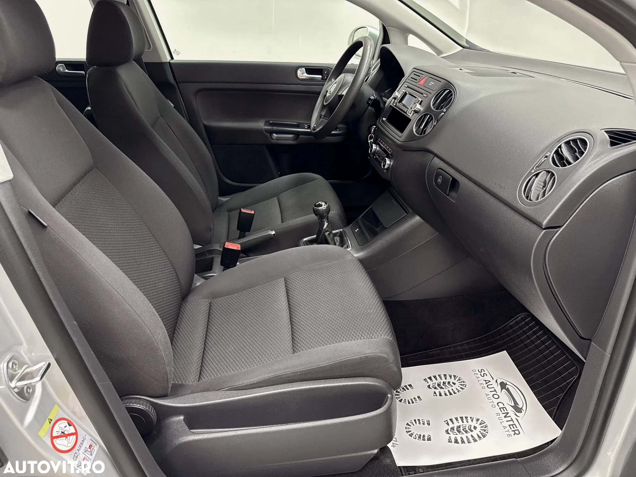Volkswagen Golf Plus 2.0 TDI DPF Comfortline - 13