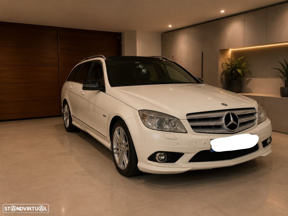 Mercedes-Benz Viano - 1
