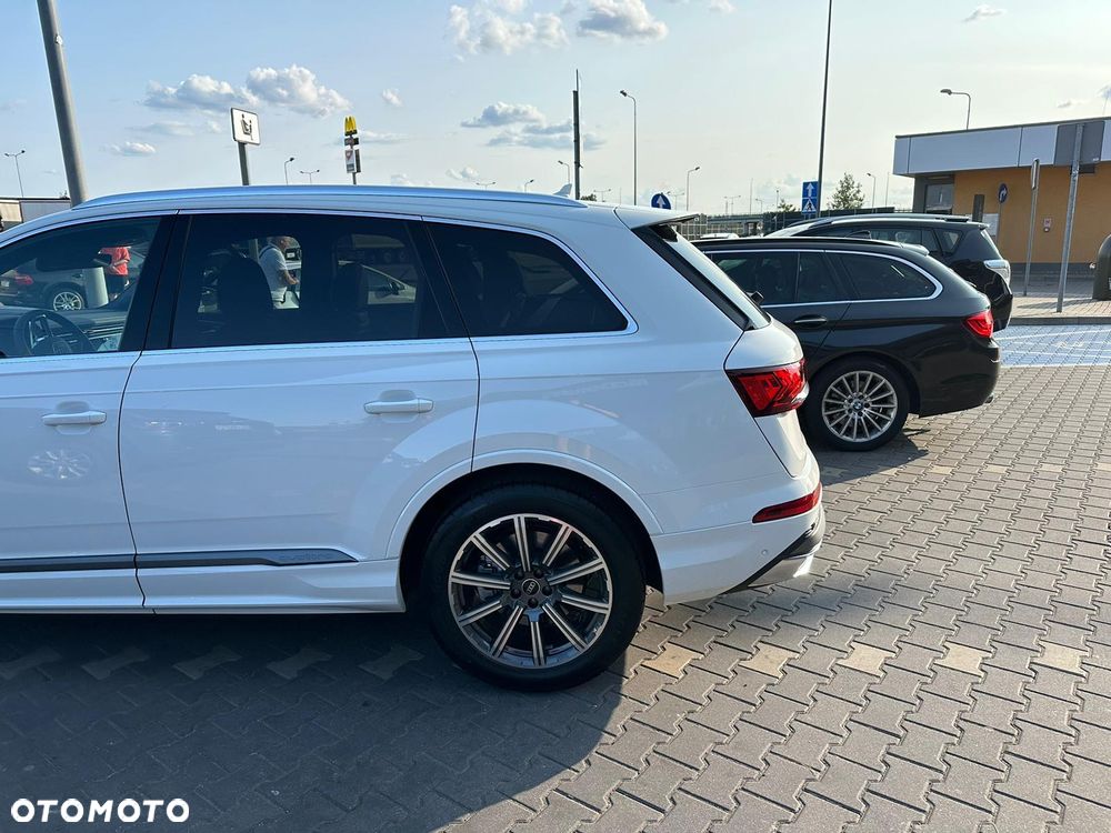 Audi Q7 - 11