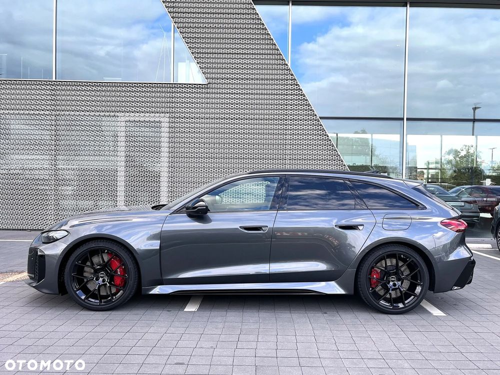 Audi RS5 Avant - 7