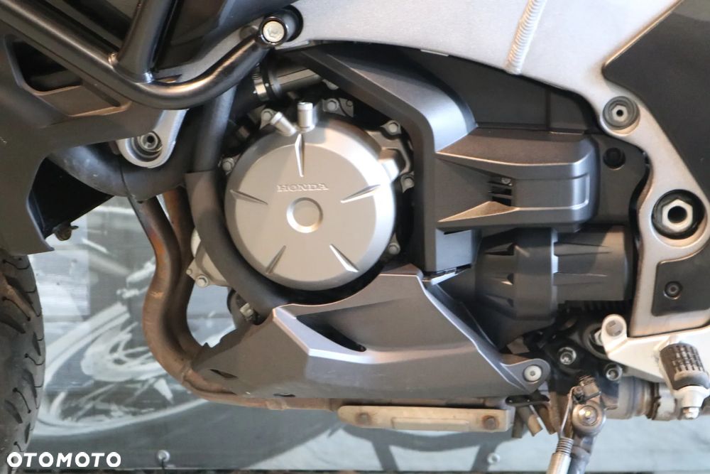 Honda VFR - 7