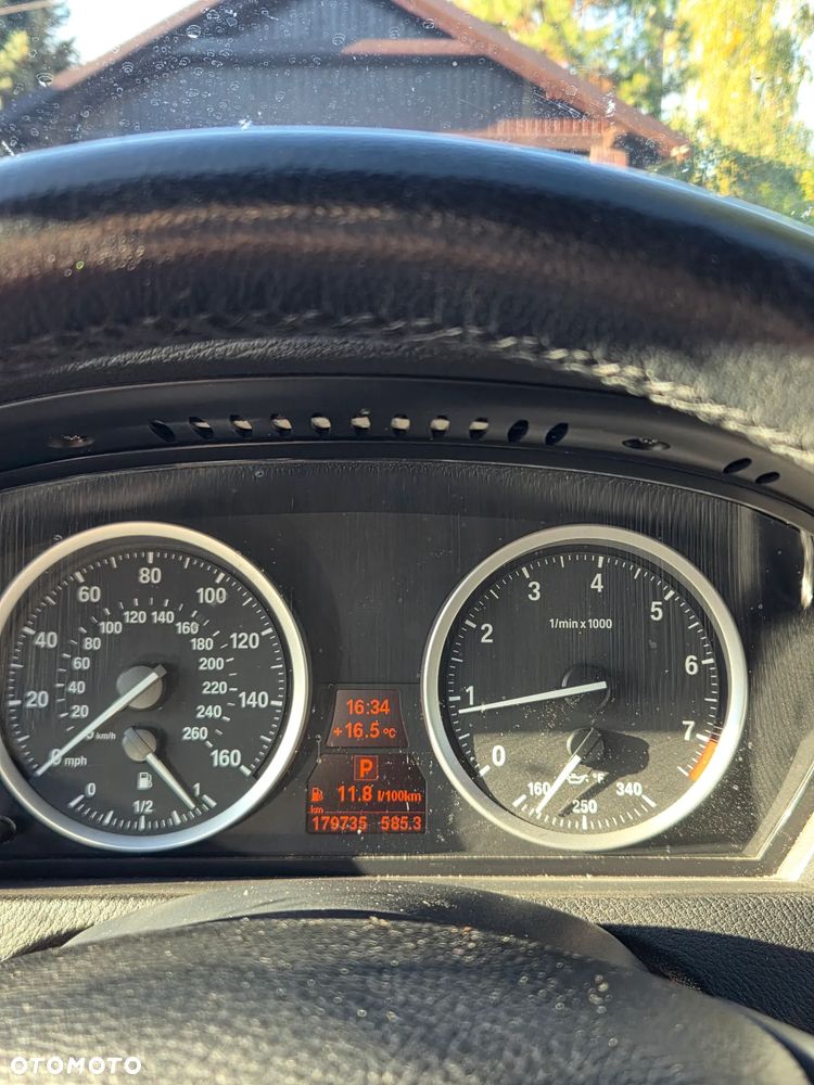 BMW X6 35i xDrive - 26