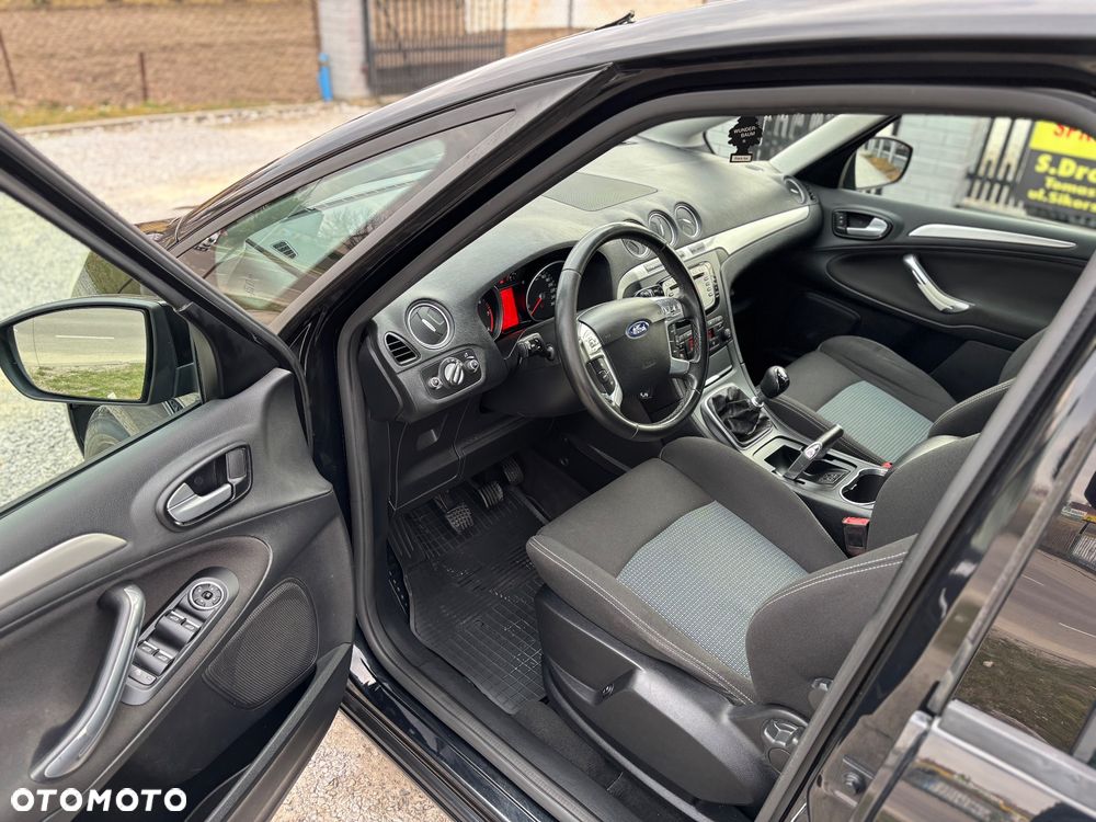 Ford S-Max - 6
