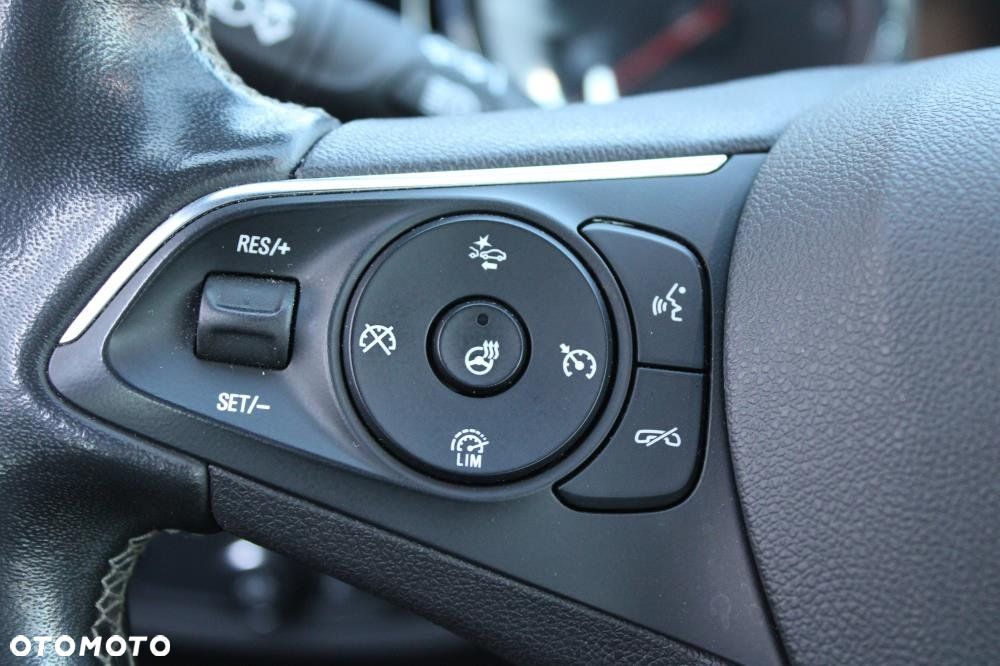 Opel Insignia - 15
