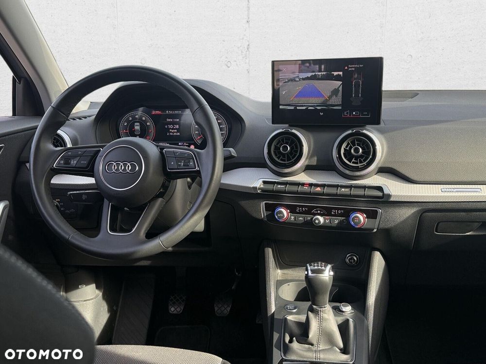 Audi Q2 - 18