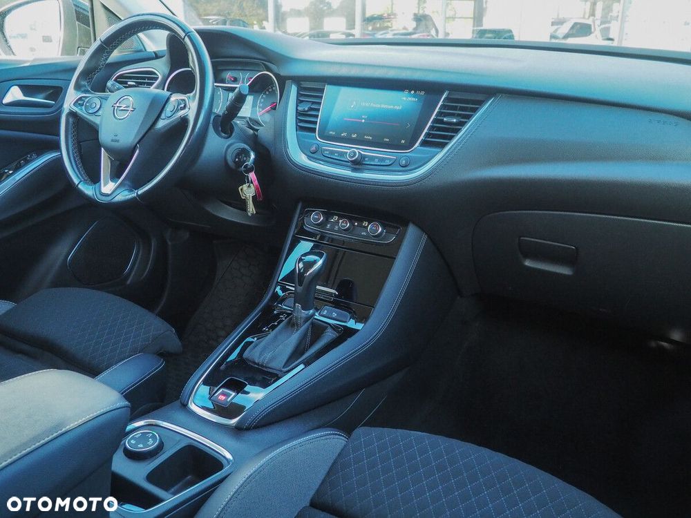 Opel Grandland X - 12