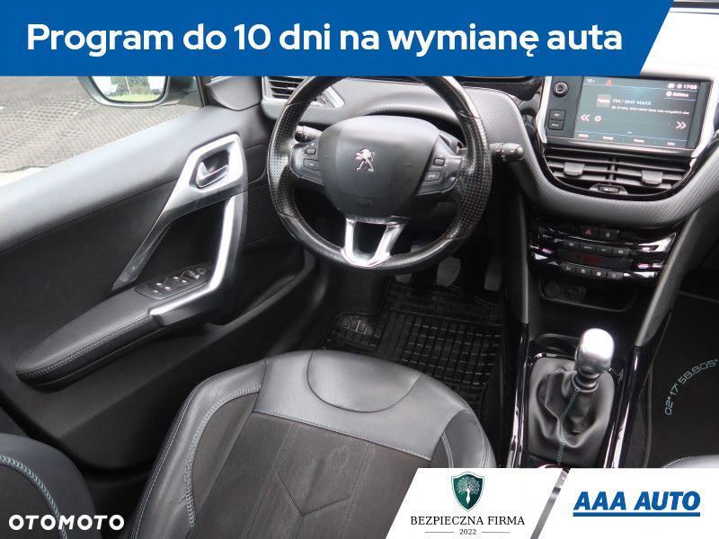 Peugeot 2008 - 9